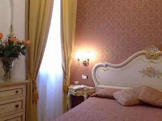 Livia Oliva Benátky – Lido