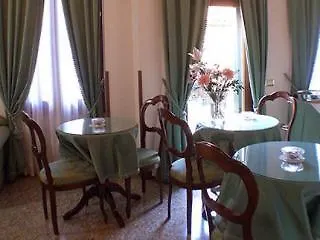 Livia Oliva Alojamento de Acomodação e Pequeno-almoço