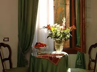 Alojamento de Acomodação e Pequeno-almoço Livia Oliva Lido di Venezia